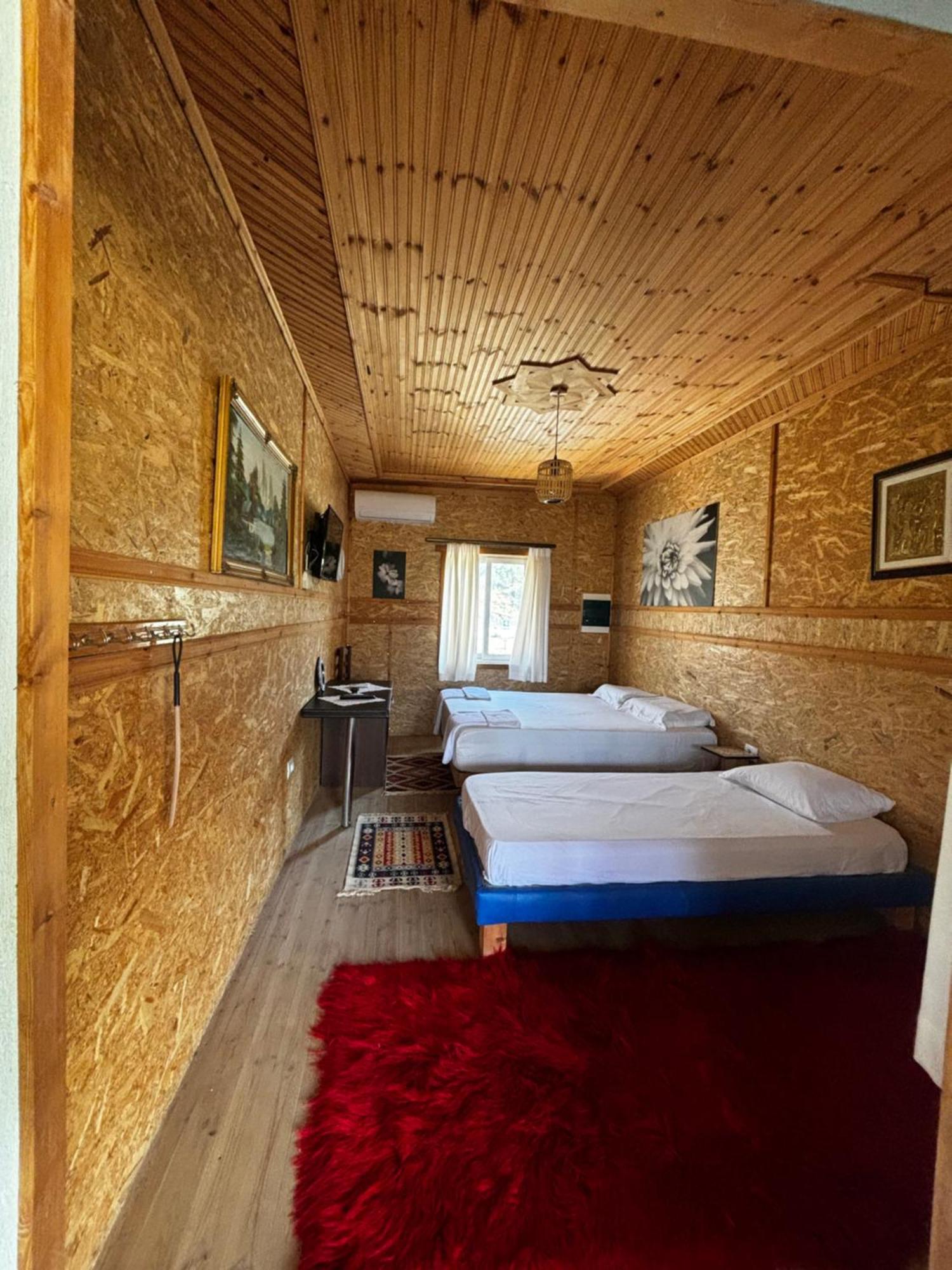 Hotel Bujtina Vjosa Memaliaj Zewnętrze zdjęcie