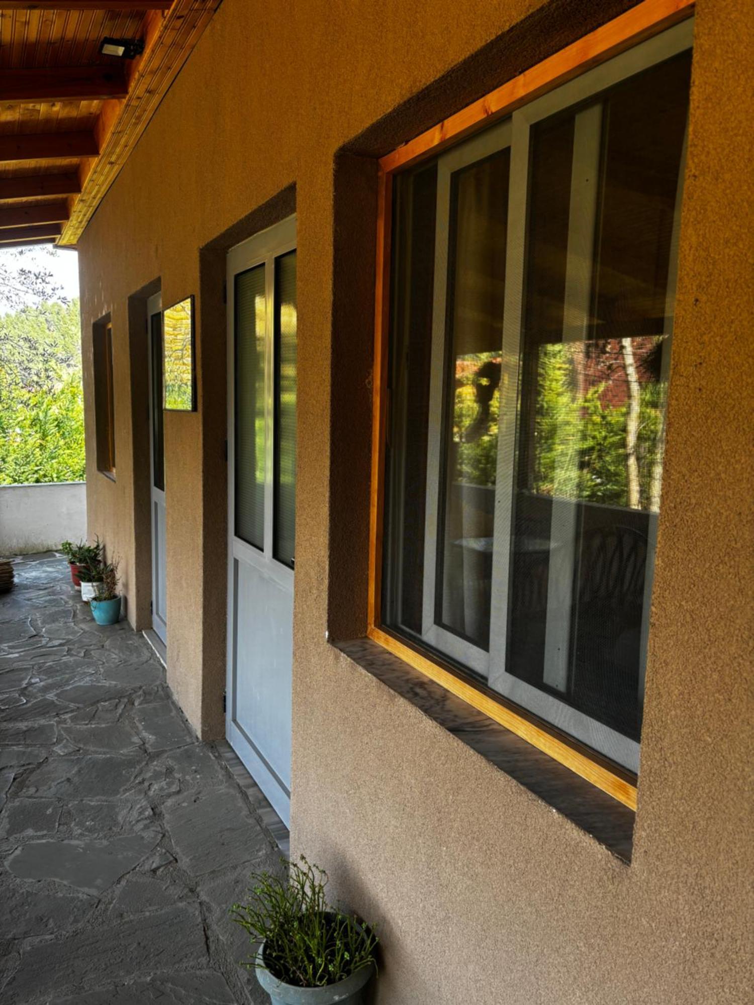 Hotel Bujtina Vjosa Memaliaj Zewnętrze zdjęcie
